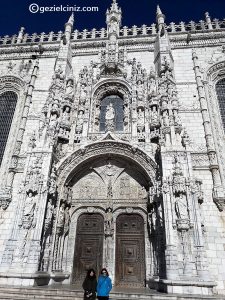 Lisbon guide door of jeronimos