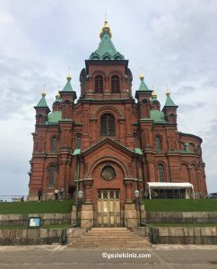 Helsinki gezilecek yerler kırmızı kathedral
