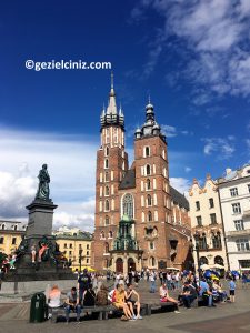Krakow gezilecek yerler ana meydan