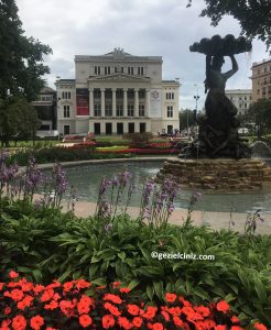 Riga gezilecek yerler opera